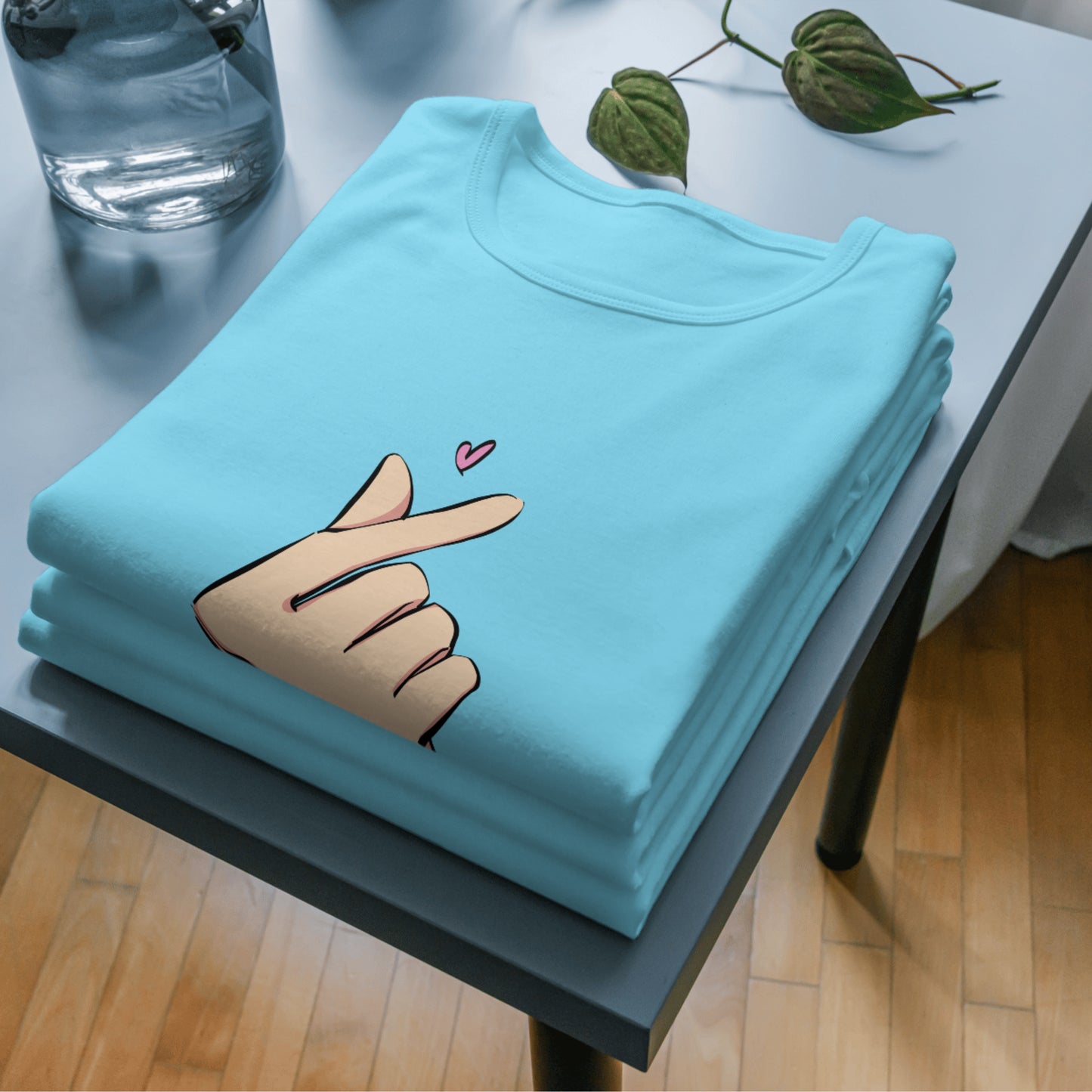 Korean Finger Heart Cute Graphic Crop Top Trendy Heart Crop Top